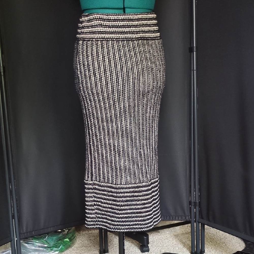 RACHEL Rachel Roy Black and White Ribbed Pencil Midi Skirt